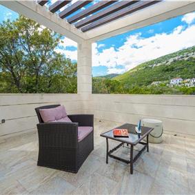 Luxury 5 Bedroom Beachfront Villa near Dubrovnik, Sleeps 11-12